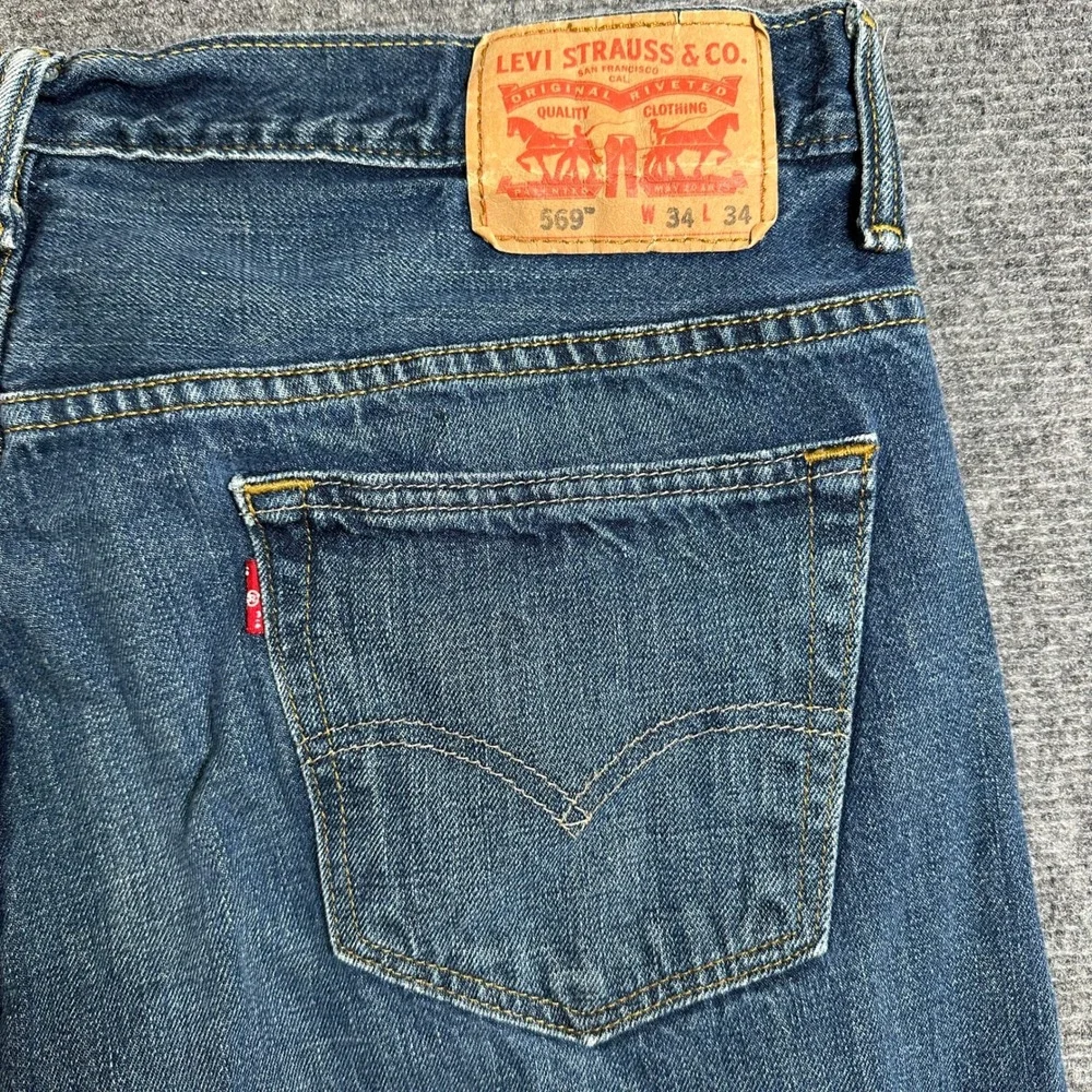 Levi Strauss 569 Loose Straight Leg Jeans Mens 35x34 Medium Wash Blue Denim